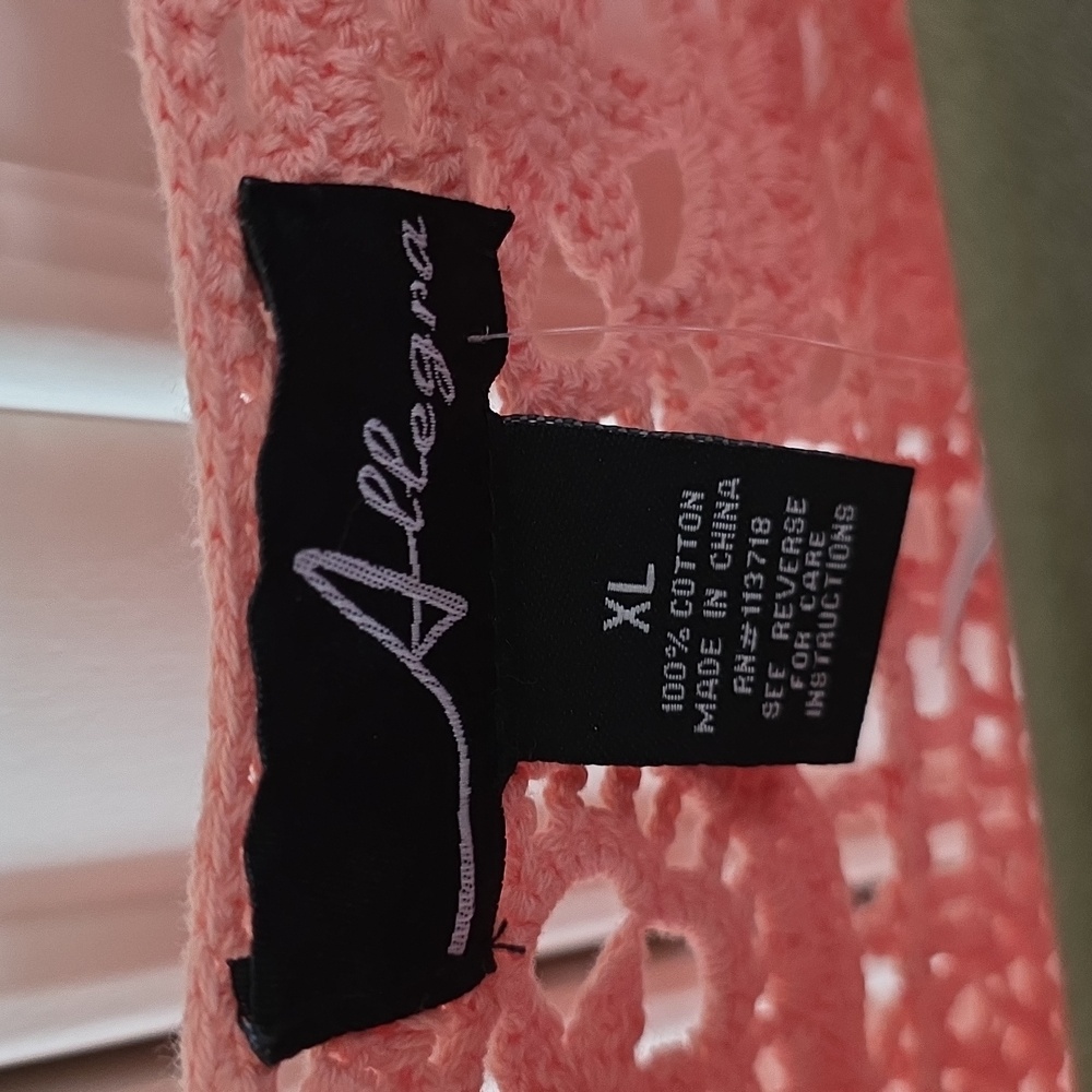NWT ALLEGRA | Crochet Top L/XL - Picture 5 of 7